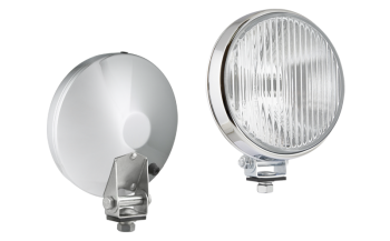 Halogen fog light in chromed, metal housing
